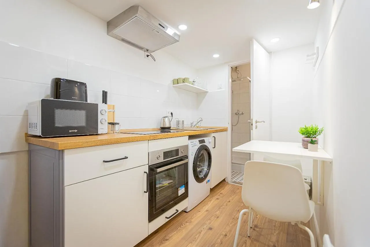 2 Bedroom Apartment In The Dob Street, Emerald Budapest Hungary