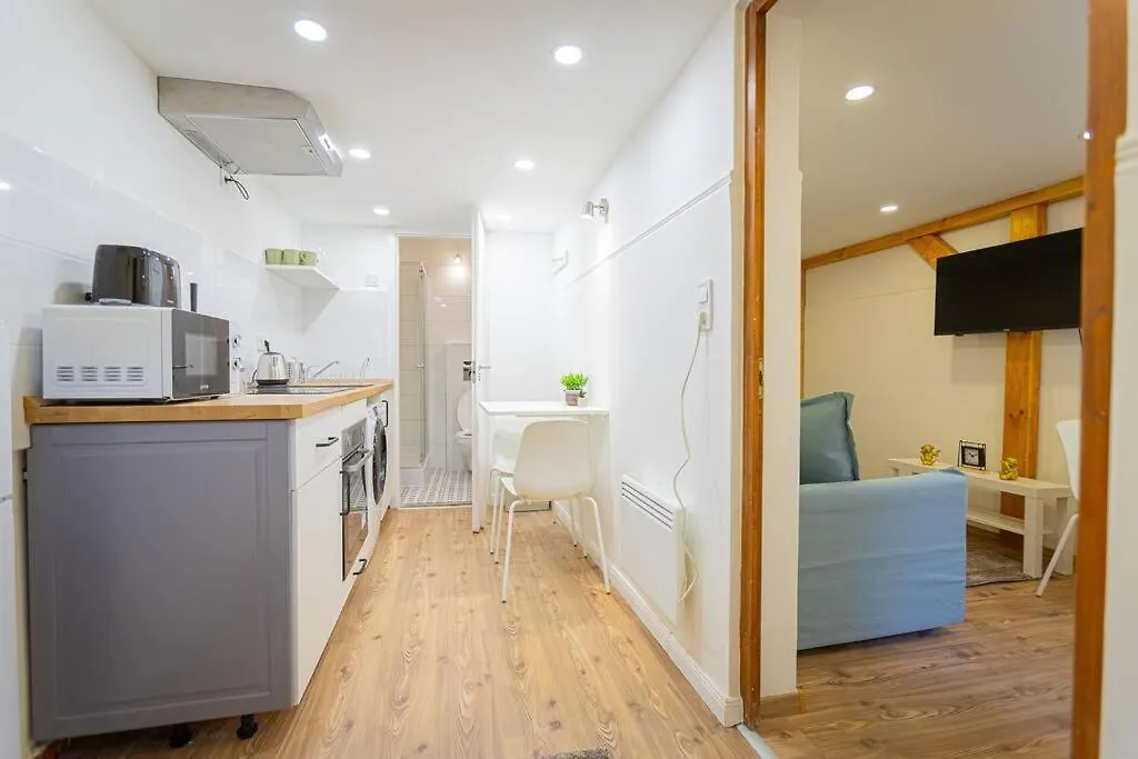 2 Bedroom Apartment In The Dob Street, Emerald Budapest